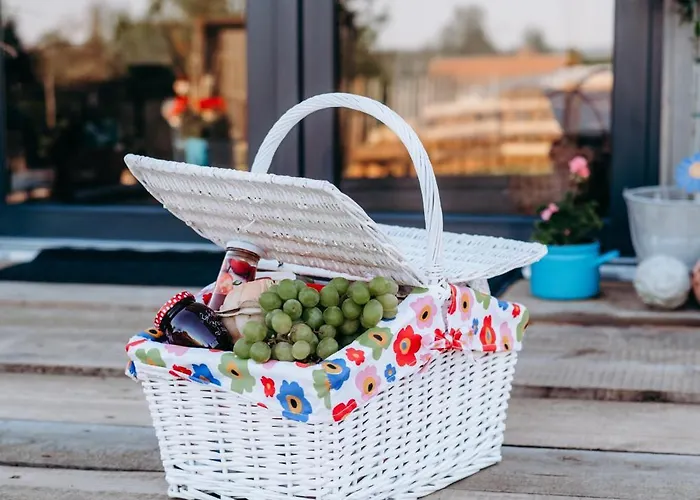 Nádech - Glamping Na Statku Dekanovice