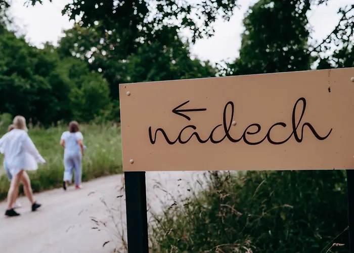 Nádech - Glamping Na Statku Dekanovice